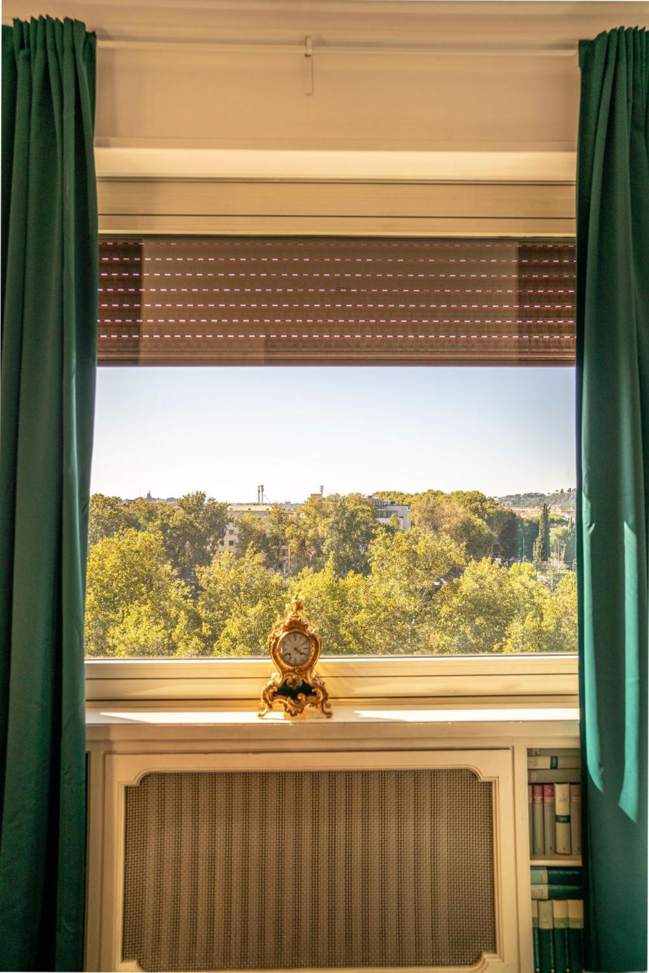 Bed & Breakfast Terrazza Urania - Penthouse Terrace With 360 View Of Rom